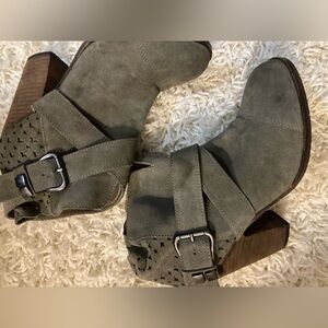 Betsey Johnson Grey Booties